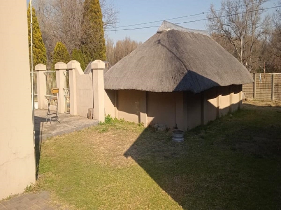 7 Bedroom Property for Sale in Sasolburg Ext 11 Free State